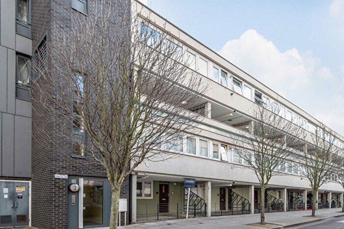 3 Bedroom Terraced House To Rent In Six Acres Estate, London, N4