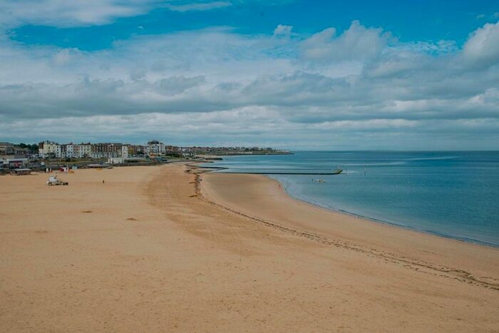 1 Bedroom Flat To Rent In High Street, Margate, CT9