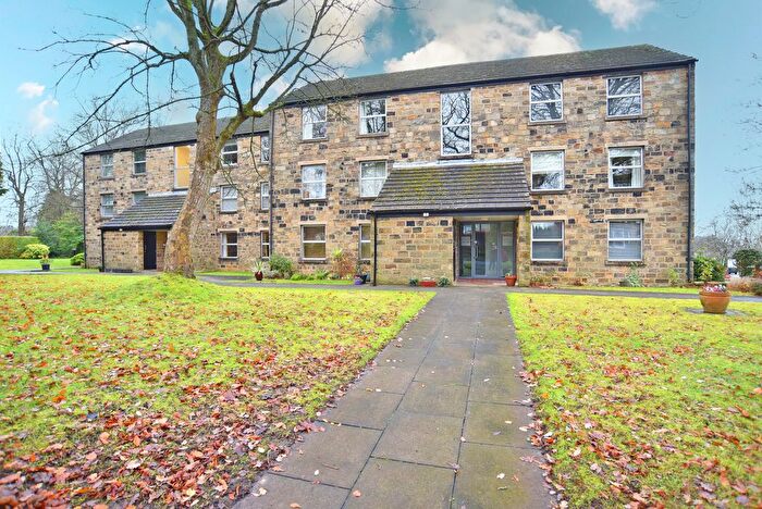 2 Bedroom Flat For Sale In Duchy Court, Otley Road, Harrogate, HG2