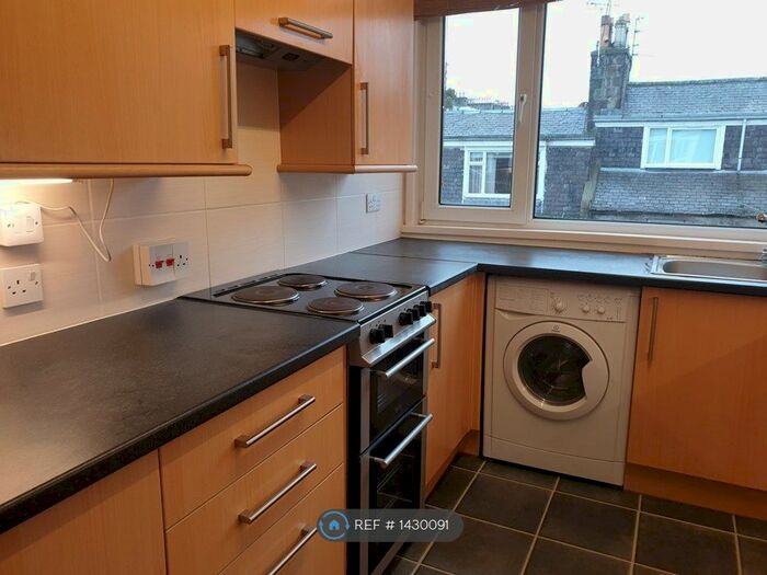 1 Bedroom Flat To Rent In Bank Street, Aberdeen, AB11