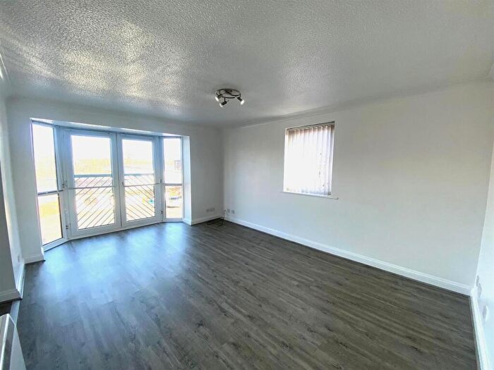 2 Bedroom Apartment To Rent In St Vincents House, Tynemouth, NE30