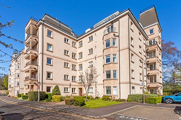 2 Bedroom Flat For Sale In / Maxwell Street, Morningside, Edinburgh, EH10