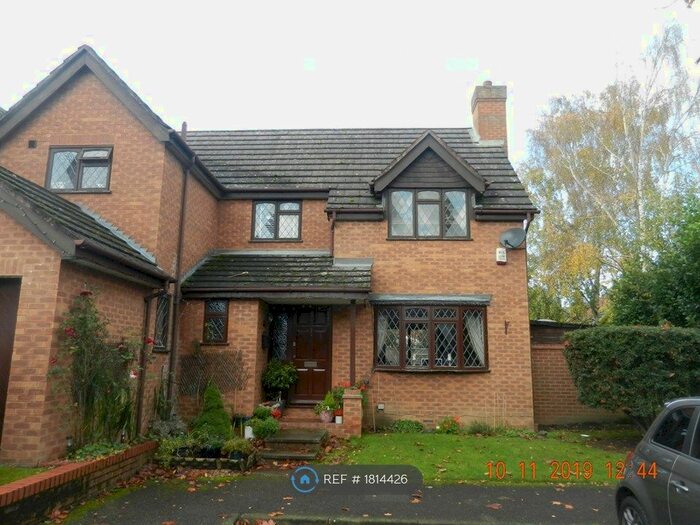 4 Bedroom Detached House To Rent In Macaulay Close, Aylesford, ME20