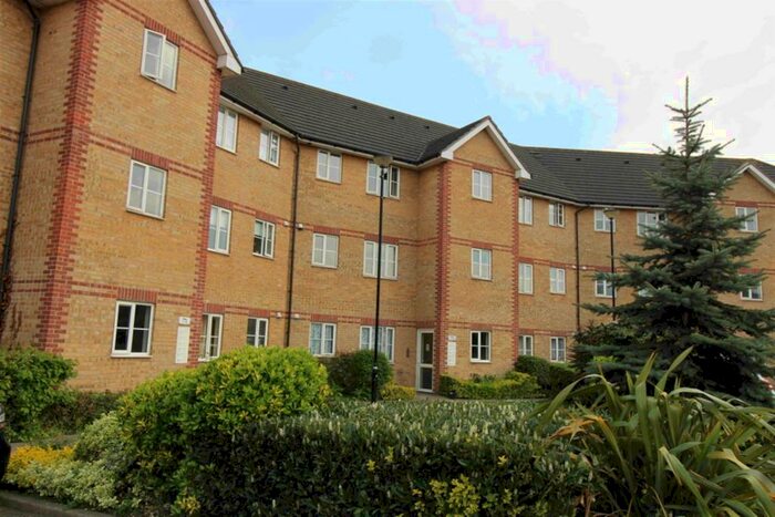 1 Bedroom Flat To Rent In Rectory Court, Rectory Road, Grays, Essex, RM17