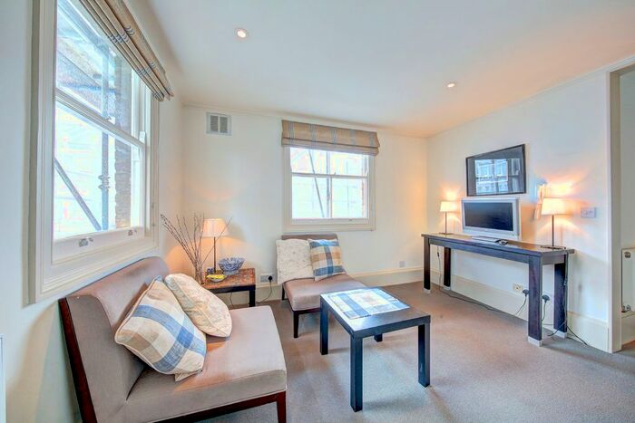 1 Bedroom Flat To Rent In Sulgrave Road, Goldhawk Road, W6