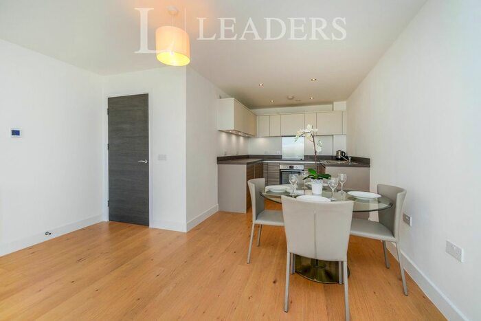 2 Bedroom Flat To Rent In Orion, The Boardwalk, BN2