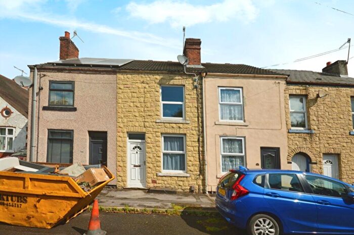 2 Bedroom Terraced House To Rent In Eastside Close, Chesterfield, Derbyshire, S41
