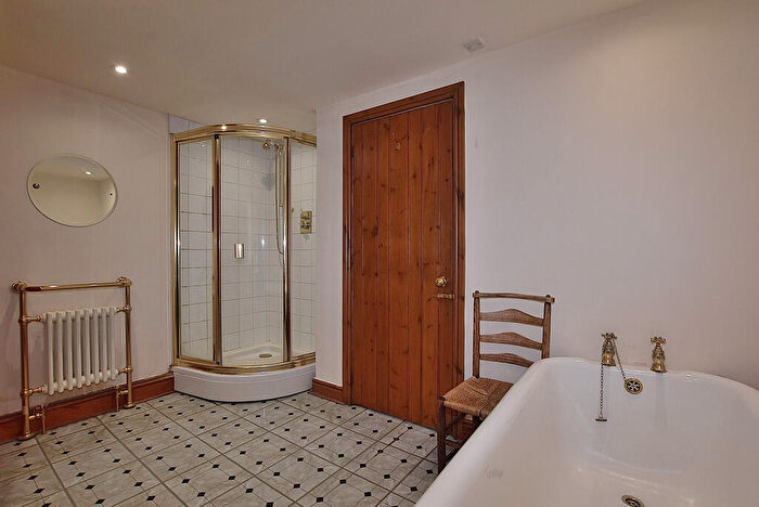 2 Bedroom Cottage To Rent In The Green, Richmond, DL10