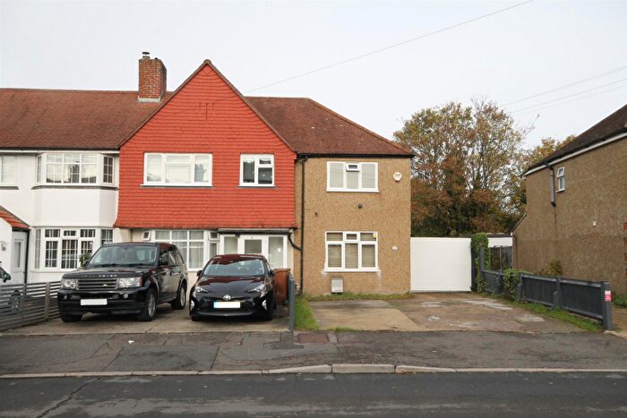 1 Bedroom Flat To Rent In Buckhurst Avenue, Carshalton, SM5