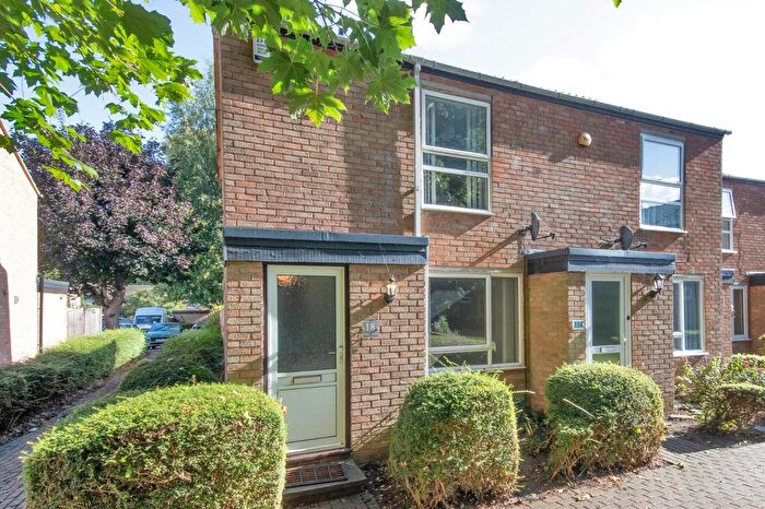 2 Bedroom End Of Terrace House For Sale In Chapel Wood, New Ash Green, Longfield, Kent, DA3