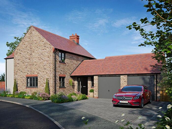 4 Bedroom Detached House For Sale In Blincow Road, Long Buckby, Northampton, NN6
