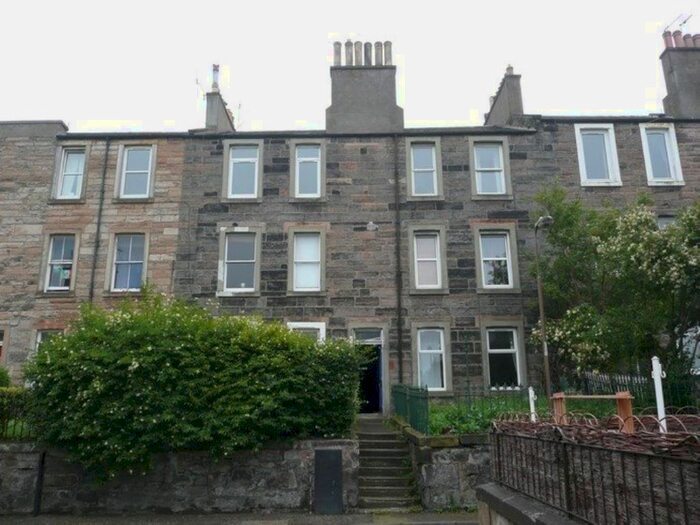 2 Bedroom Flat To Rent In Rosevale Terrace, Leith Links, Edinburgh, EH6