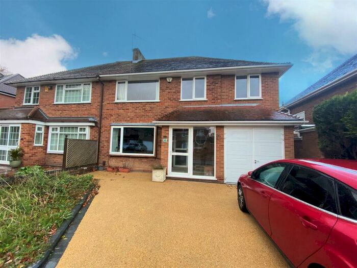 5 Bedroom Property To Rent In Regan Avenue, Shirley, Solihull, B90