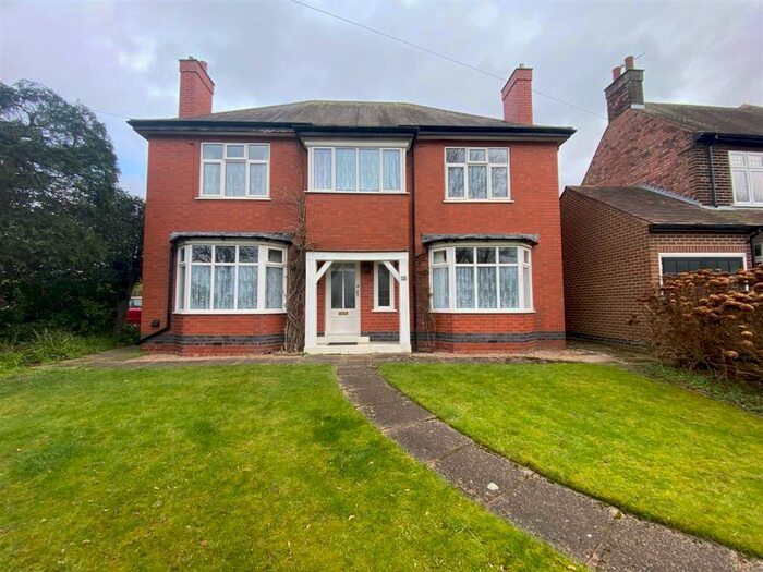 4 Bedroom Detached House For Sale In Oakwell Drive, Ilkeston, DE7