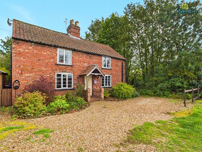 4 Bedroom Detached House For Sale In Moor Road, Walesby, LN8