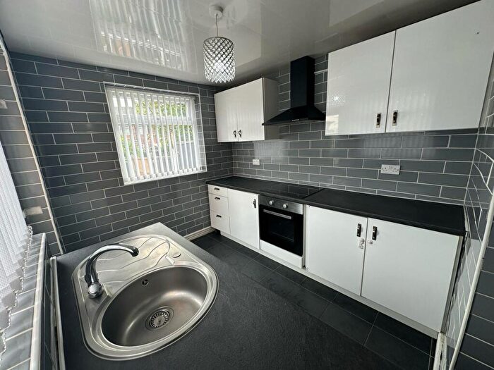 3 Bedroom House To Rent In Greystone Place, L10