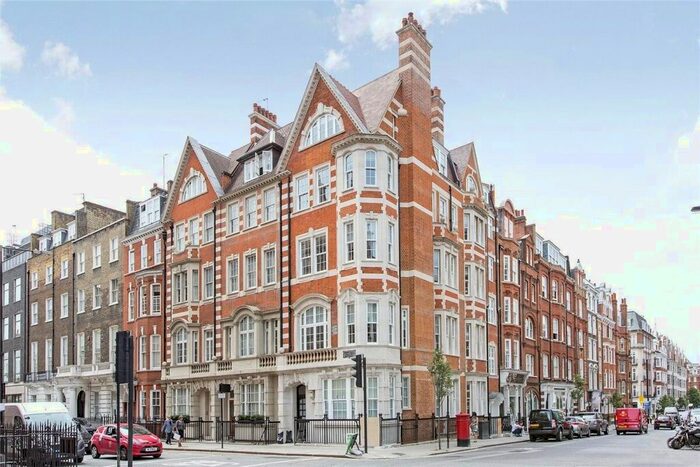 2 Bedroom Flat To Rent In New Cavendish Street, London, W1G