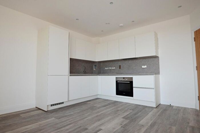 1 Bedroom Flat To Rent In Elmfield Road Bromley, BR1