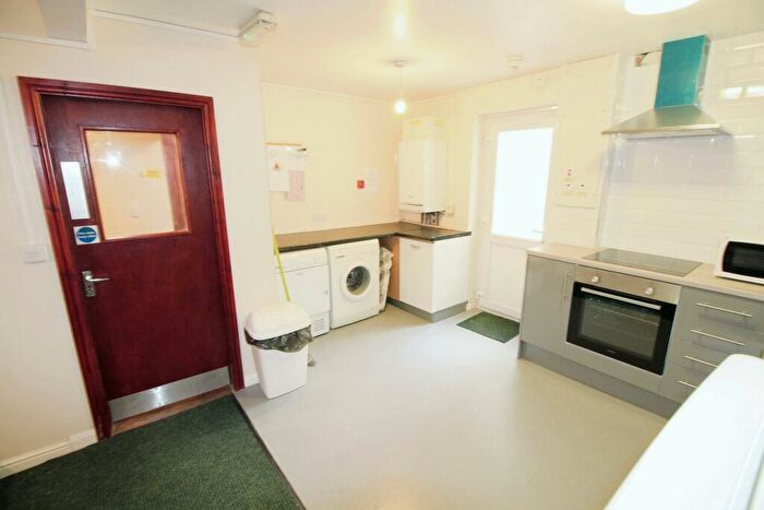 4 Bedroom Flat To Rent In North Sherwood Street, Nottingham, NG1