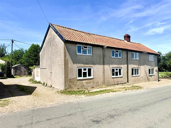 House For Sale In Rush Green, Barnham Broom, Norwich, NR9