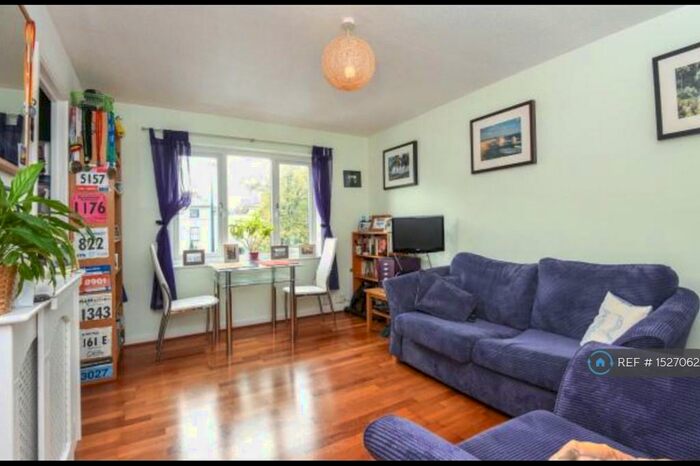 1 Bedroom Flat To Rent In Lewisham Way, London, SE4