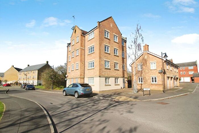 2 Bedroom Apartment To Rent In Bradshaw Court, Swindon, SN25