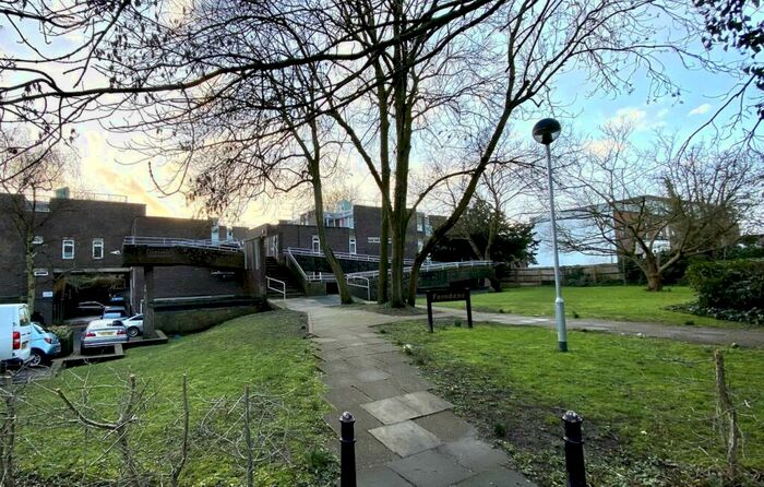 1 Bedroom Flat To Rent In Slough Lane, Kingsbury, NW9