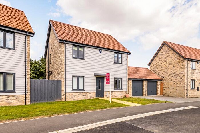 4 Bedroom Detached House For Sale In Dean Close, Weston, PE12