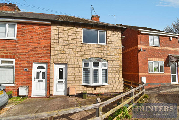 2 Bedroom End Of Terrace House For Sale In Tansley Avenue, Wigston, LE18