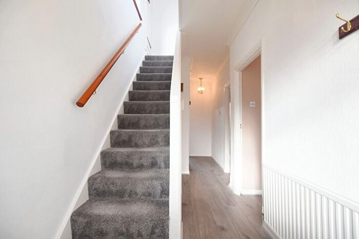4 Bedroom Semi-Detached House To Rent In Cecil Avenue, Hornchurch, RM11