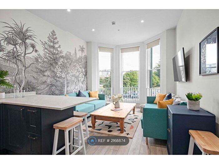 6 Bedroom Terraced House To Rent In Old Steine, Brighton, BN1