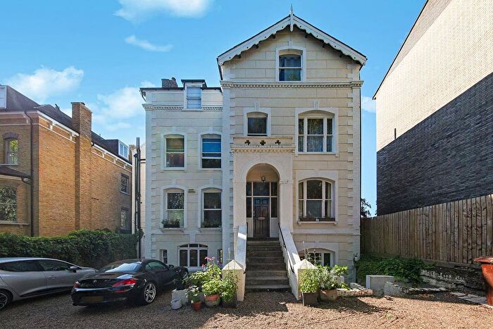 2 Bedroom Flat For Sale In Grove Park, Camberwell, SE5