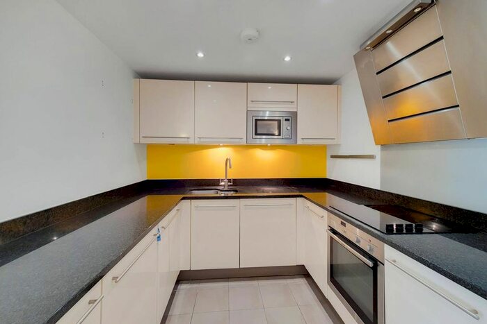 2 Bedroom Flat To Rent In Argyll Road, Woolwich, London, SE18