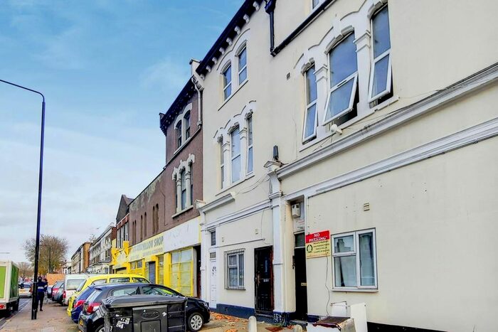 1 Bedroom Flat To Rent In Barking Road, Plaistow, London, E13