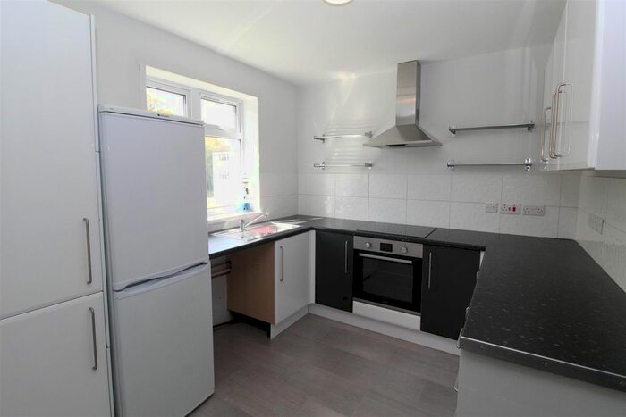 2 Bedroom Flat To Rent In Waun Lee Court, Bryn Pinwydden, Pentwyn, Cardiff, CF23