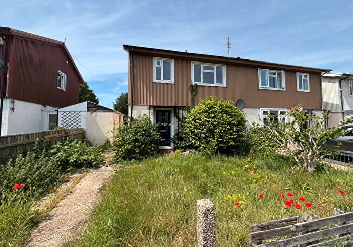3 Bedroom Semi-Detached House For Sale In Slinn Road, Christchurch, Dorset, BH23