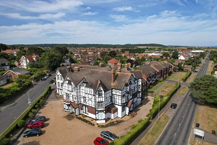 1 Bedroom Flat For Sale In Sheringham Court, Weybourne Road, NR26