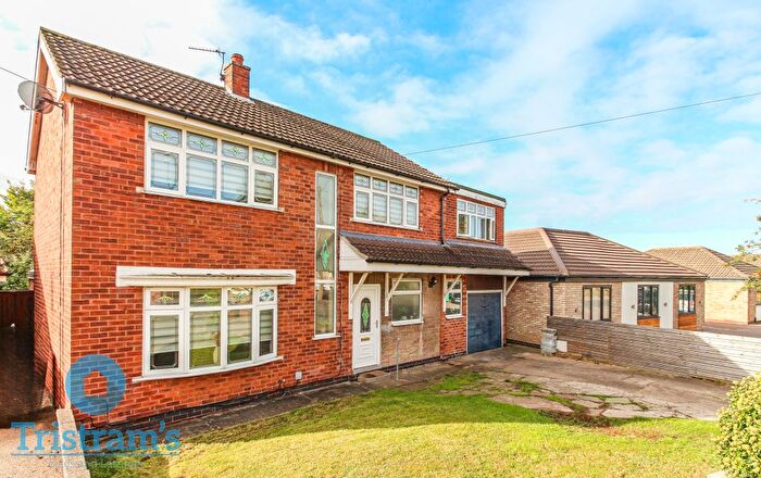 5 Bedroom Detached House For Sale In Moorsholm Drive, Wollaton, NG8