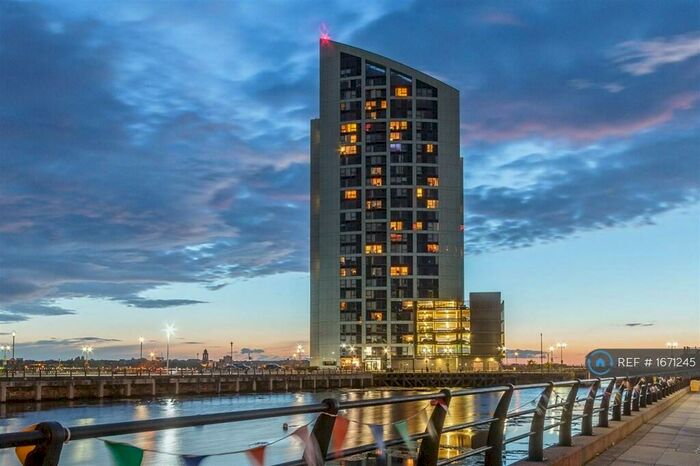 2 Bedroom Flat To Rent In Alexandra Tower, Liverpool, L3