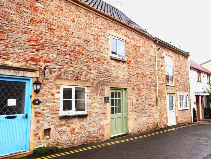 2 Bedroom Apartment To Rent In Mill Street, Wells- Central Location, BA5