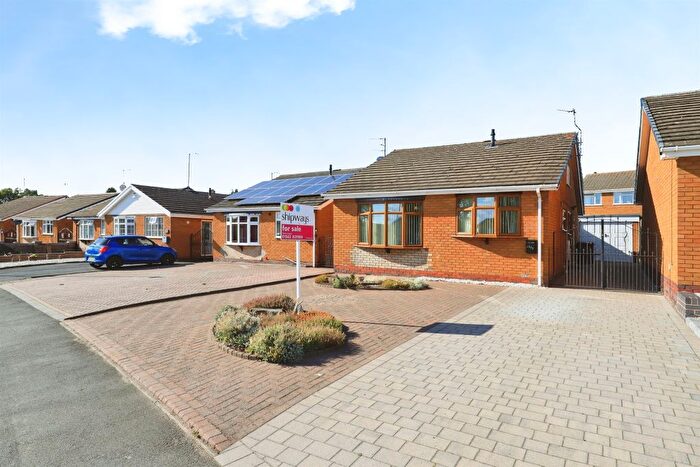 2 Bedroom Detached Bungalow For Sale In Tennyson Way, Kidderminster, DY10