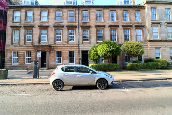 3 Bedroom Flat To Rent In North Claremont Street, Glasgow, G3