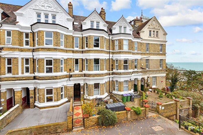 6 Bedroom Terraced House For Sale In The Parade, Folkestone, Kent, CT20