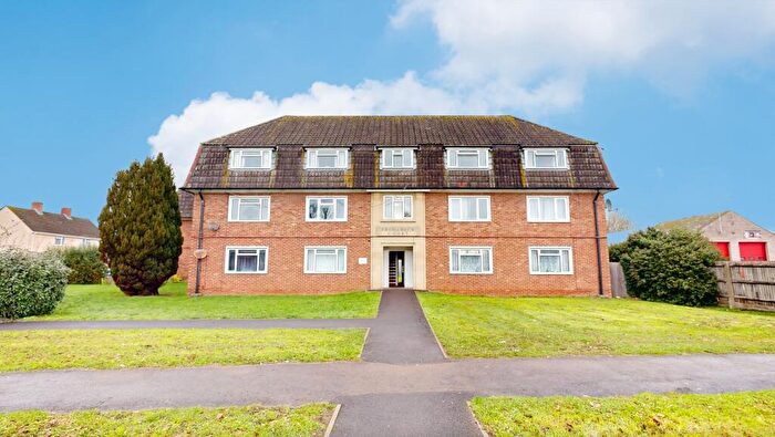 2 Bedroom Flat For Sale In Frederick Court, Wells, Somerset, BA5