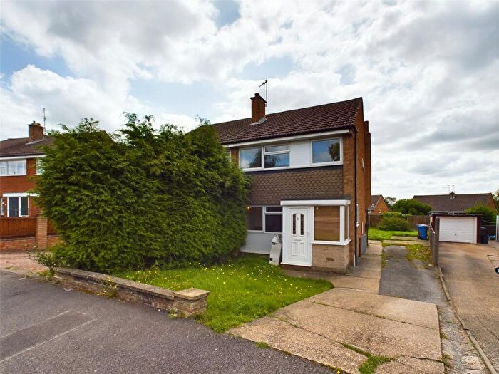 3 Bedroom Semi Detached House To Rent In Milford Drive, Ilkeston, Derbyshire, DE7