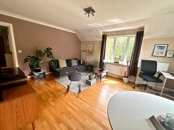 2 Bedroom Apartment To Rent In Bluebell Rise, Grange Park, Northampton, NN4