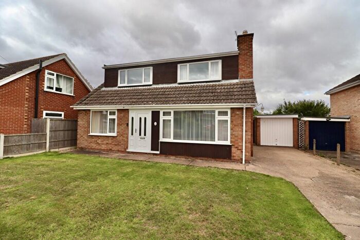3 Bedroom Chalet For Sale In Merleswen, Dunholme, Lincoln, LN2