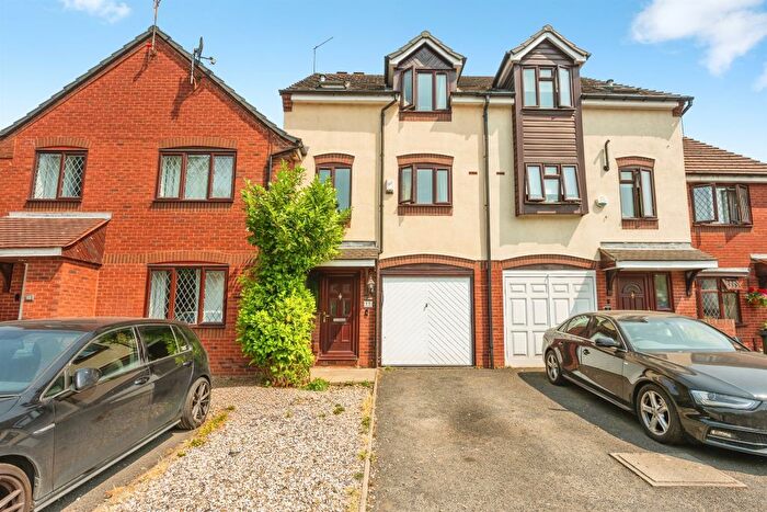 3 Bedroom Terraced House For Sale In Race Field, Lyppard Woodgreen, Worcester, WR4