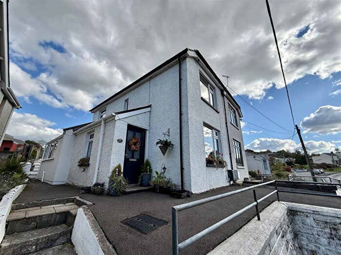 2 Bedroom Semi-Detached House For Sale In Heol Capel Ifan, Pontyberem, Llanelli, SA15