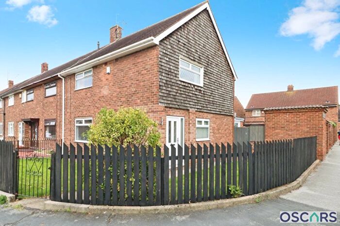 3 Bedroom Terraced House For Sale In Kennet Road, Hull, HU8